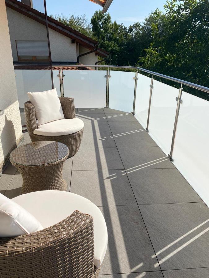 Elviras Apartment Зинген Номер фото