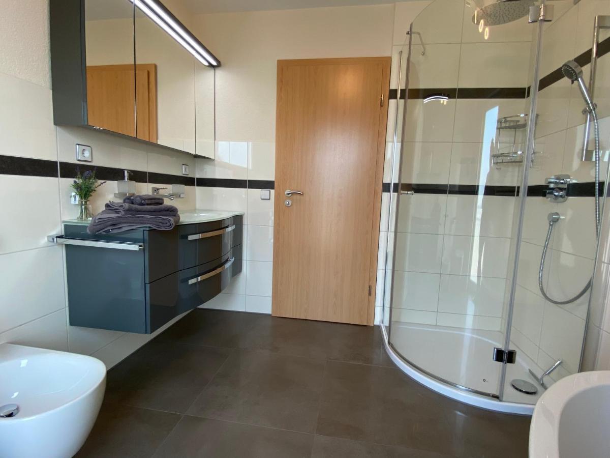 Elviras Apartment Зинген Номер фото