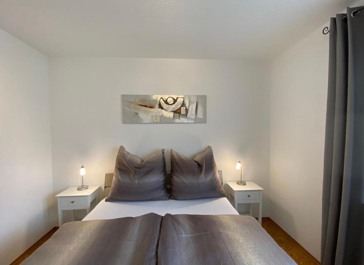 Elviras Apartment Зинген Номер фото
